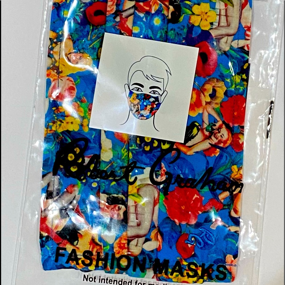 Robert Graham men’s face mask
